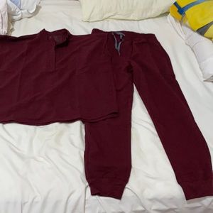 Scrubs alert!!!! Figs high wasted M set